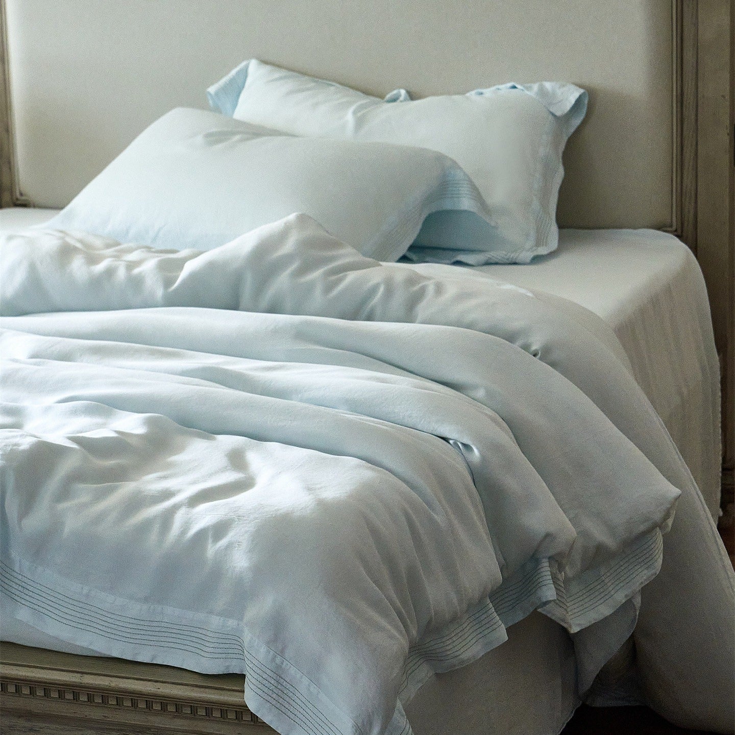 Dreamline Stitch Lyocell Bedding Set