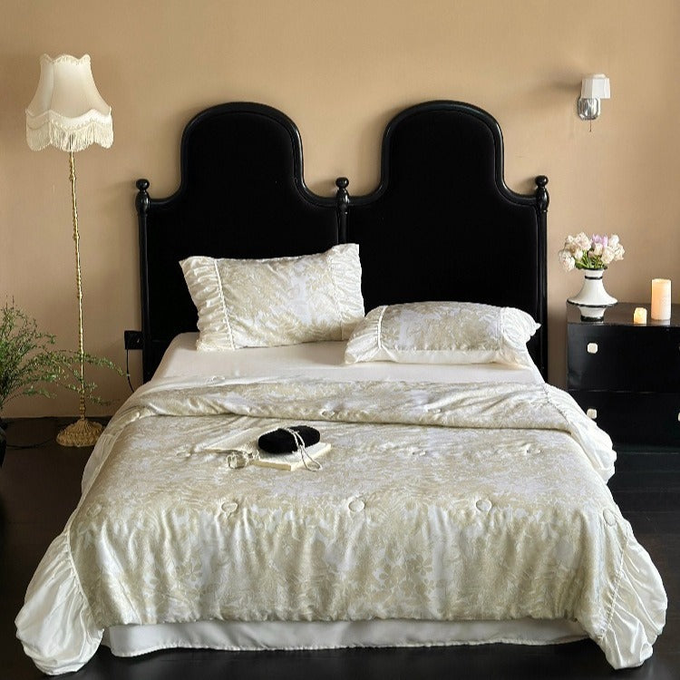 Parisian Ruffle Lyocell Summer Quilted Blanket