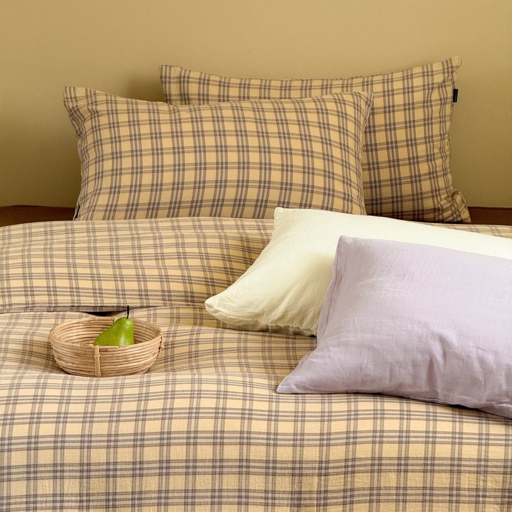 Vivd Tartan Bedding Set