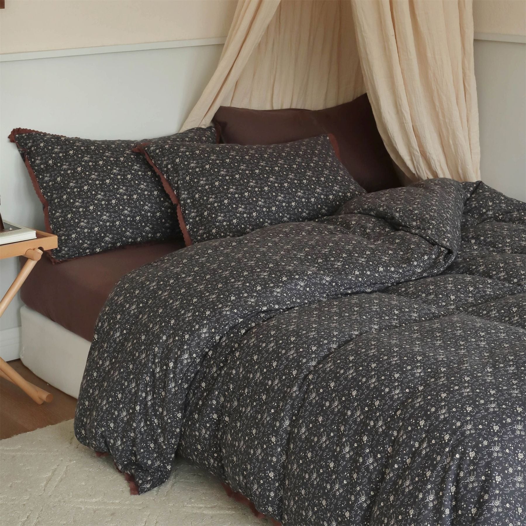 Night Garden Bedding Set