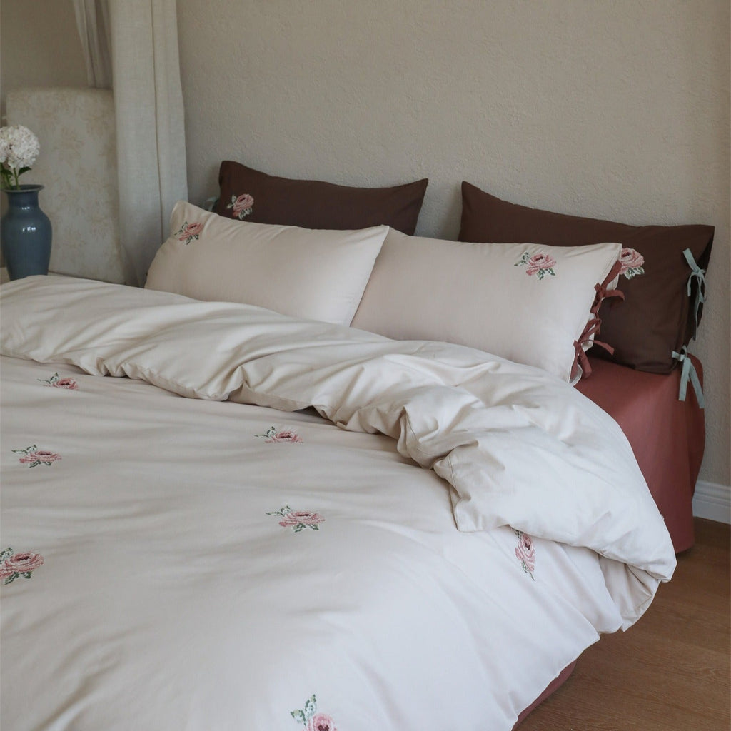 Retro Rose Garden Bedding Set