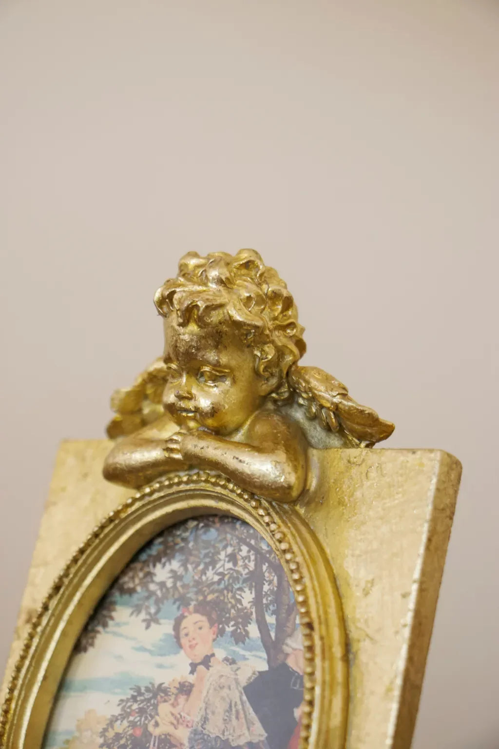 Cherub Top Mini Frame