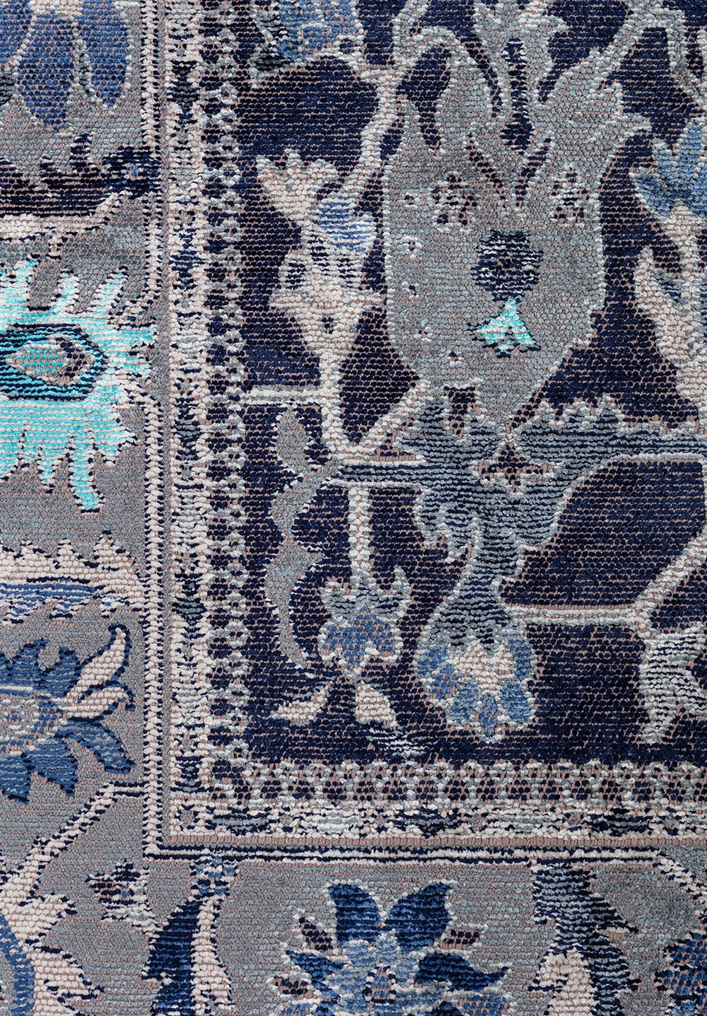 Grandeur Bone - Dark Navy Rug
