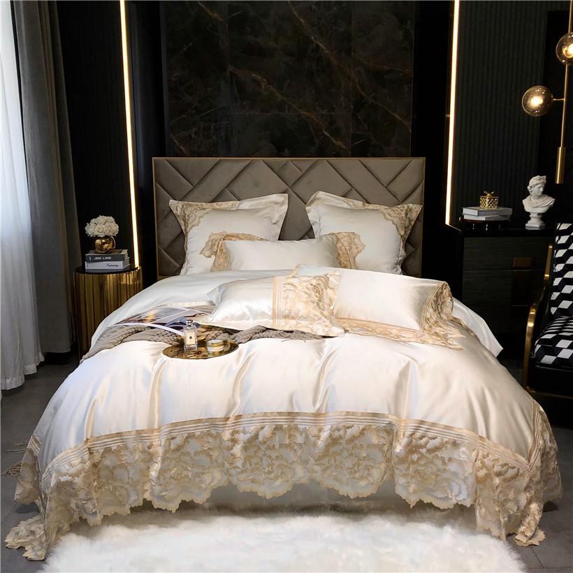 Joanna White Scalloped Lace Edge Egyptian Cotton Satin Bedding Set