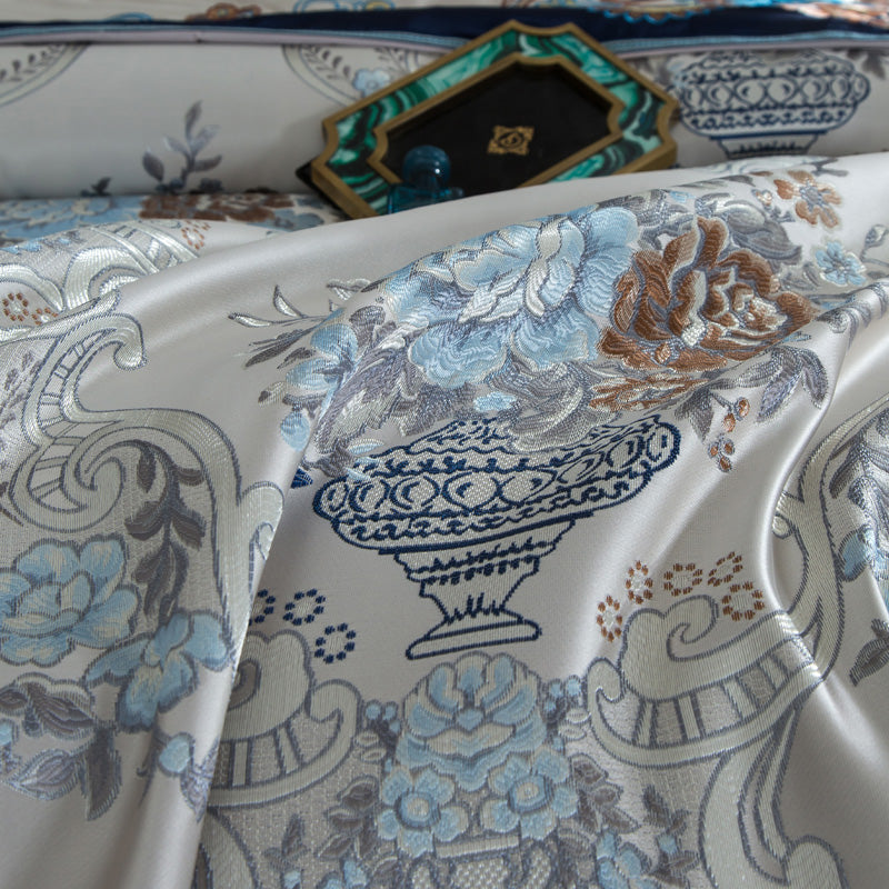 Kaleyra Silky Jacquard Luxury Egyptian Cotton Satin Bedding Set
