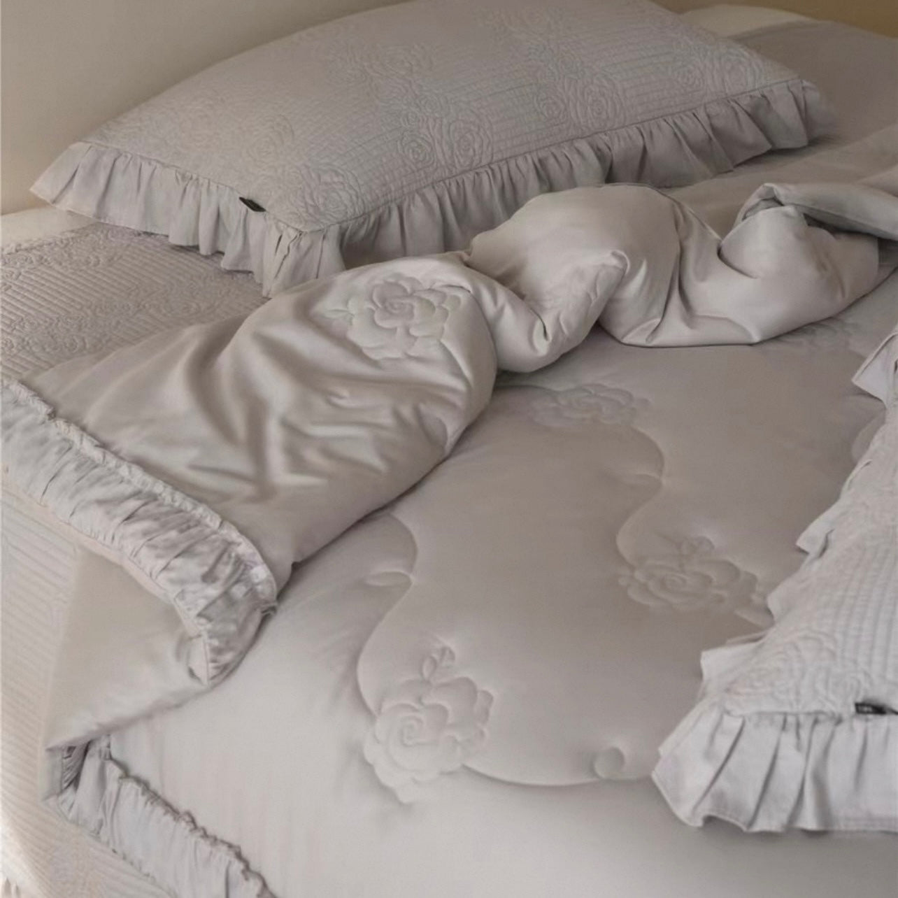 Buttercream Ruffle Bedding Set