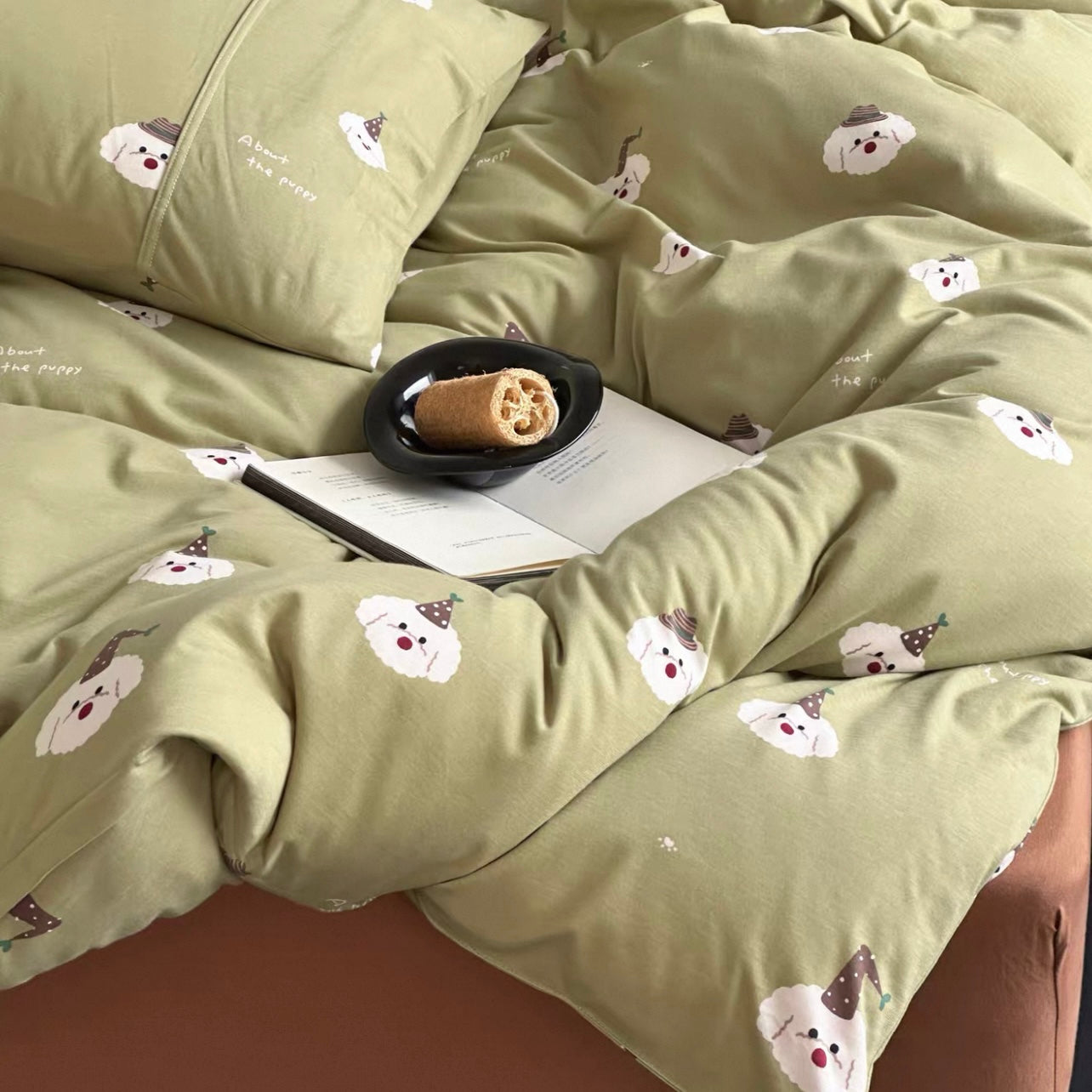 Sleepy Party Pup Bedding Set