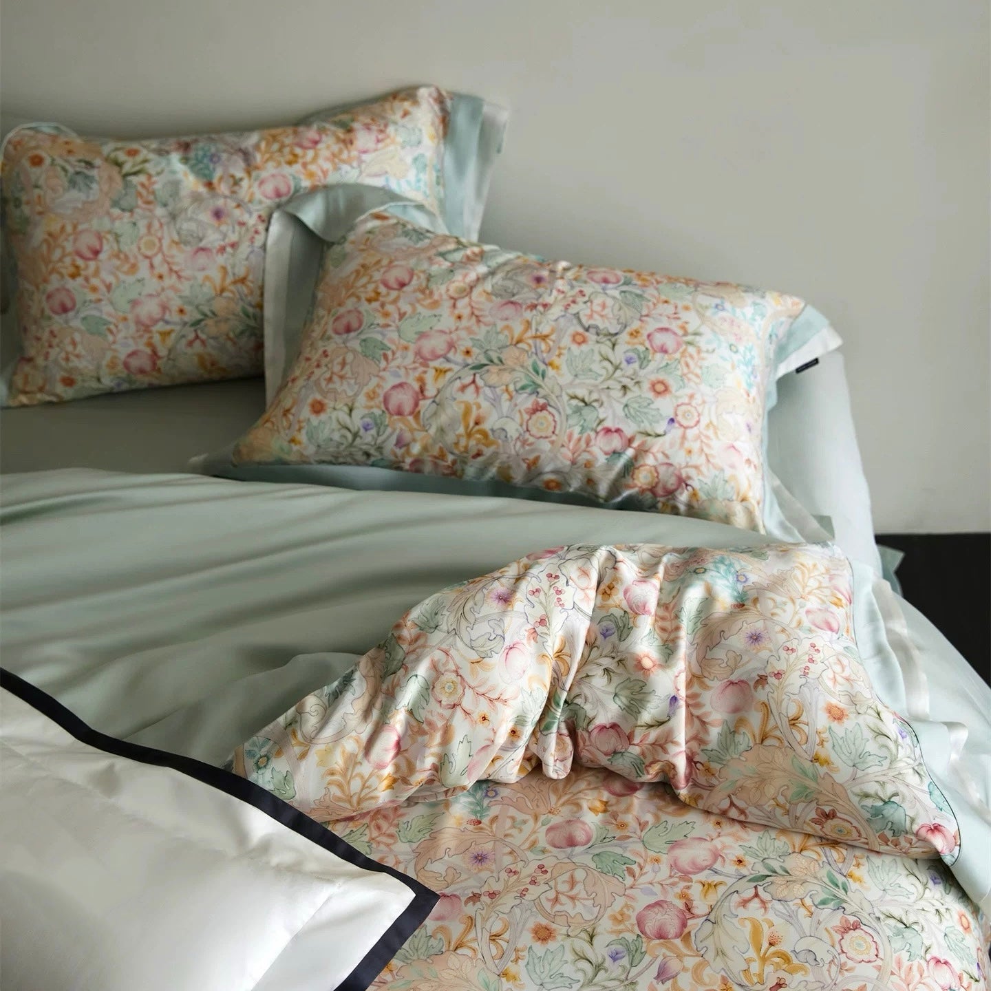 Morris Spring Lyocell Bedding Set