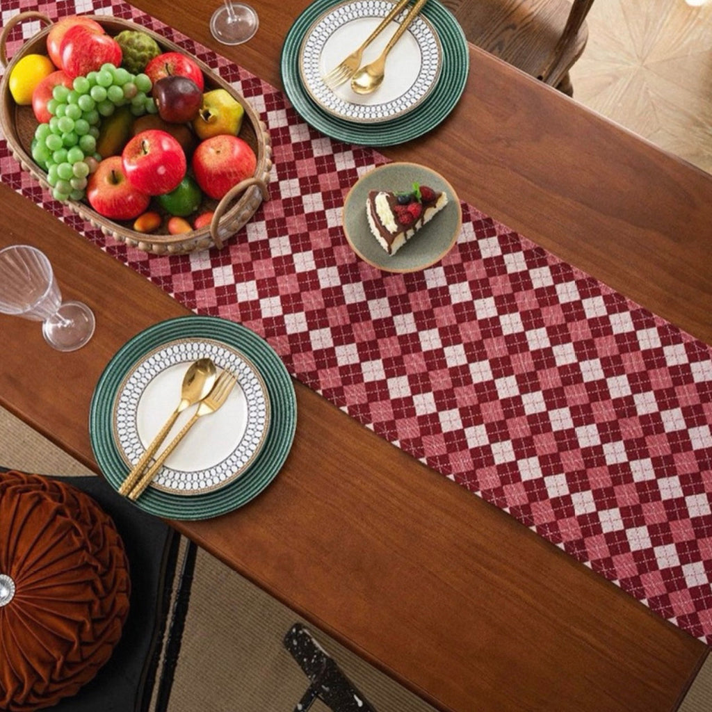 Disco Diamond Tassel Runner