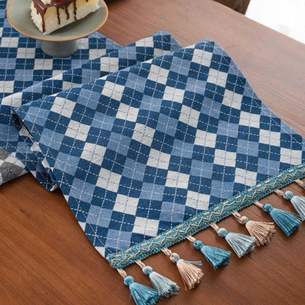 Disco Diamond Tassel Runner