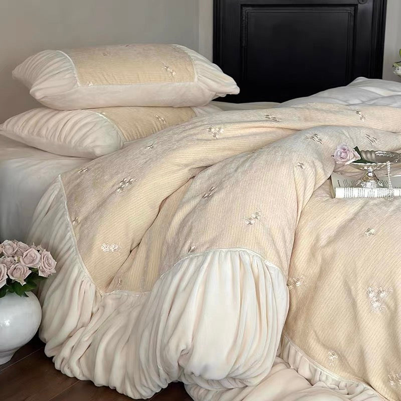 Floral Ruched Bedding Set