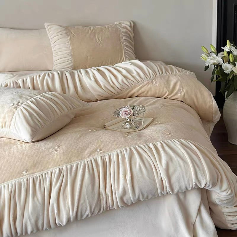 Floral Ruched Bedding Set