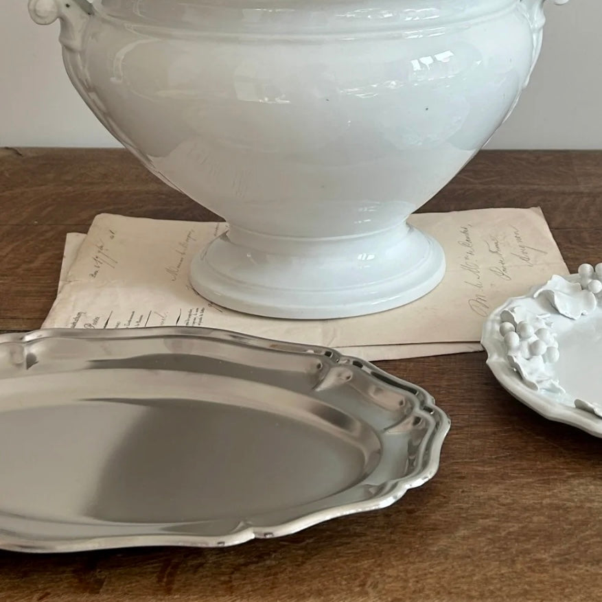 Royal Garland Metal Plate