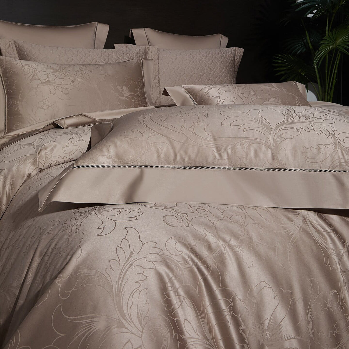 Bellarose Hemstitch Jacquard Egyptian Cotton Bedding Set