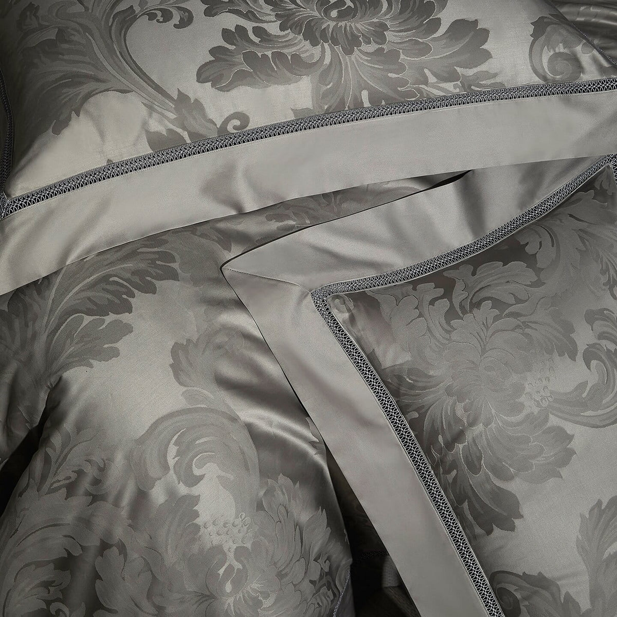 Montclair Hemstitch Jacquard Egyptian Cotton Bedding Set