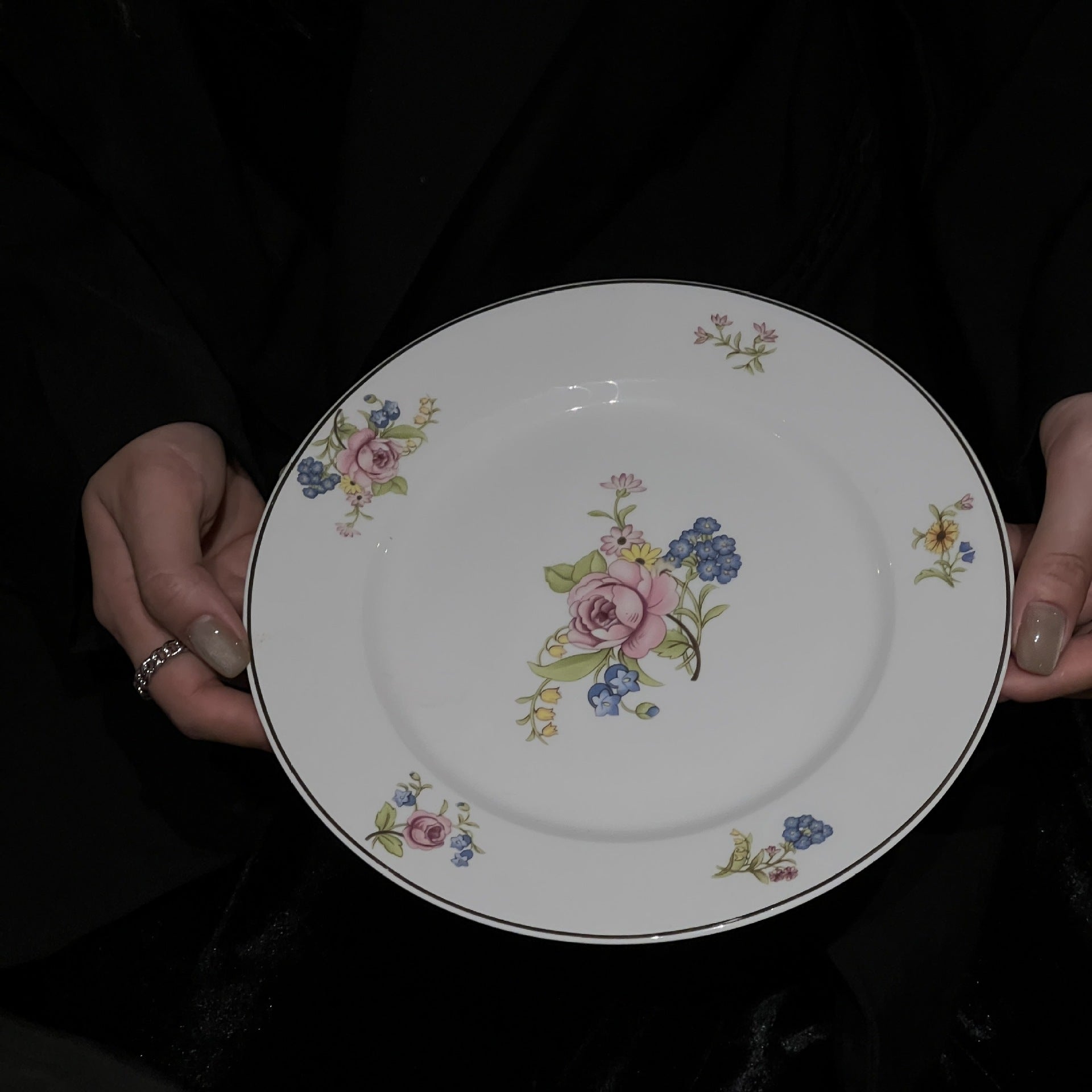 Floral Gold Line Plate