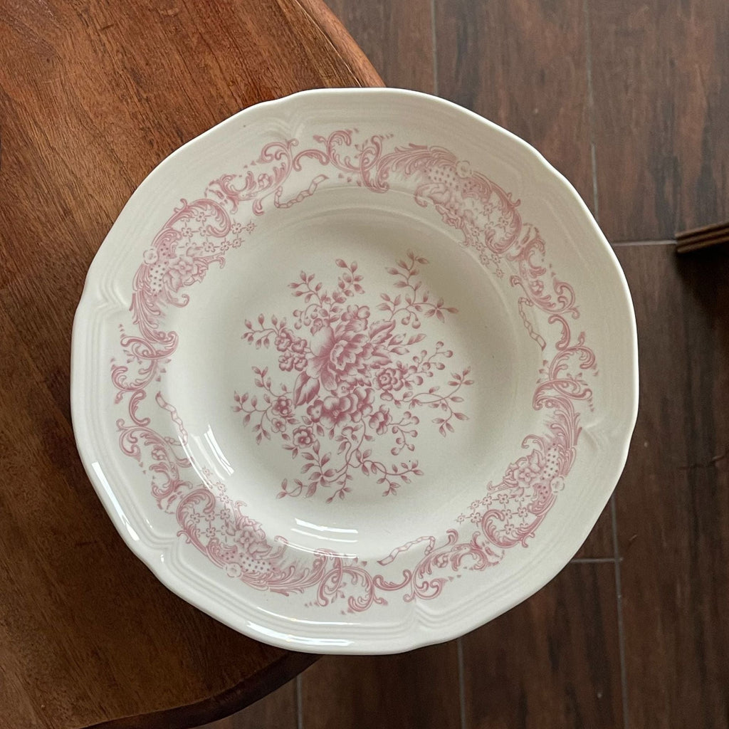 Soft Pink Dinnerware