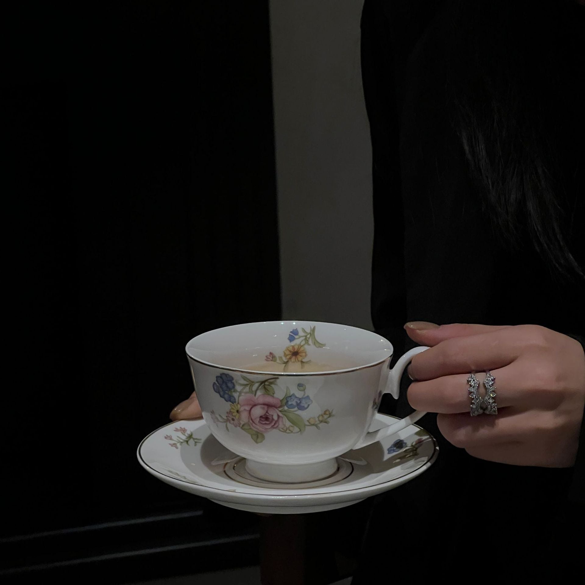 Floral Gold Line Plate