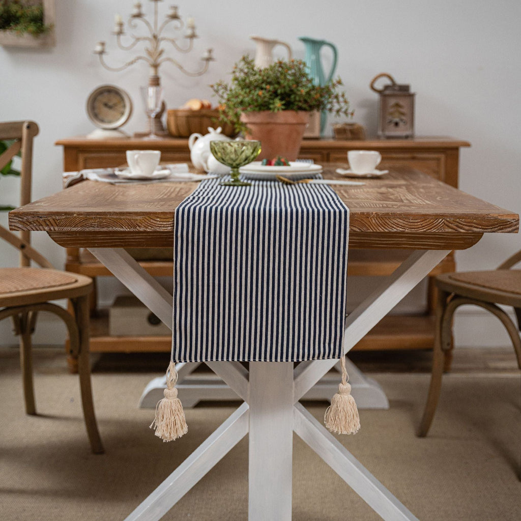 Simple Stripe Tassel Runner