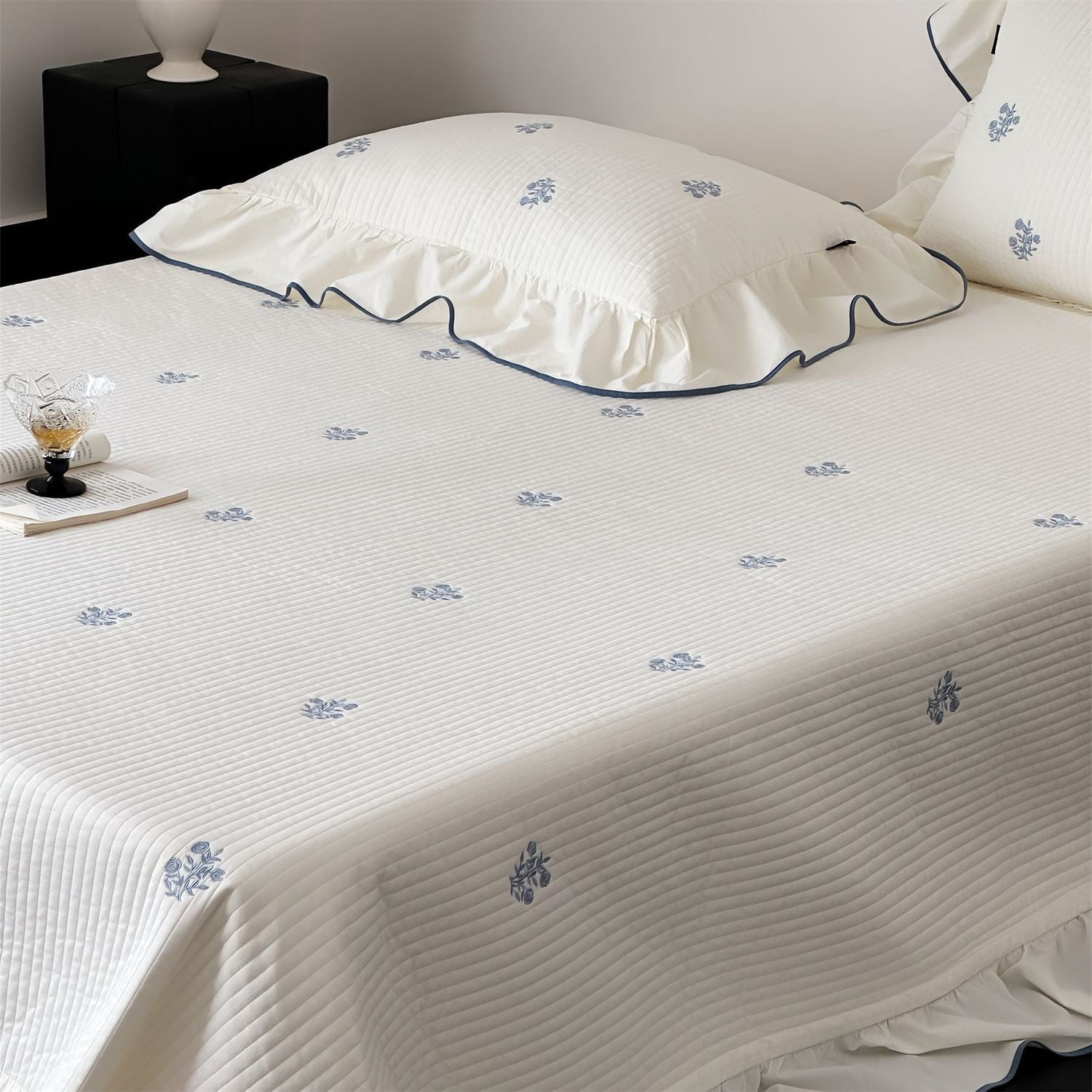 Mini Rose Texture Bedding Set