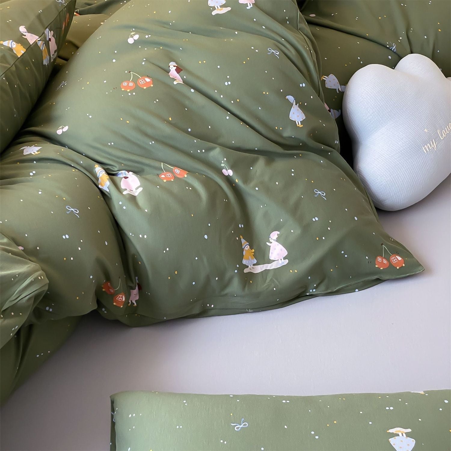 Playful Pals Bedding Set
