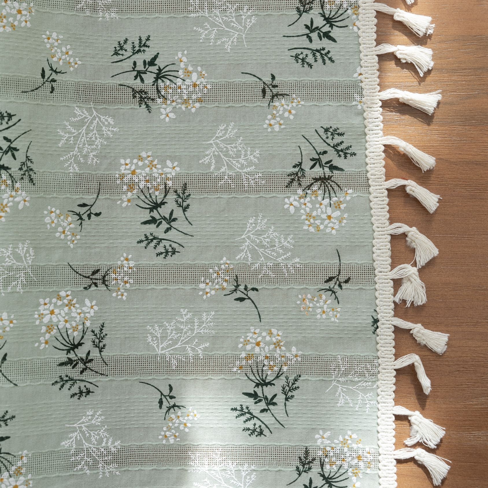 Royal Flower Tassel Table Cloth