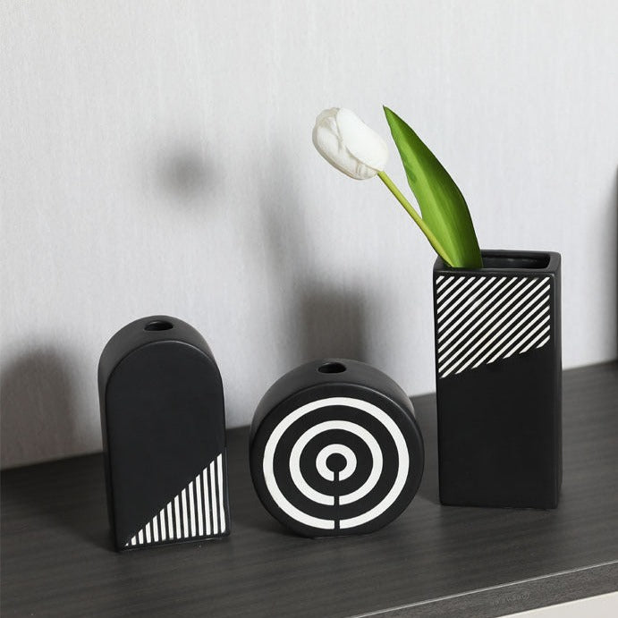 Black & White Abstract Vase