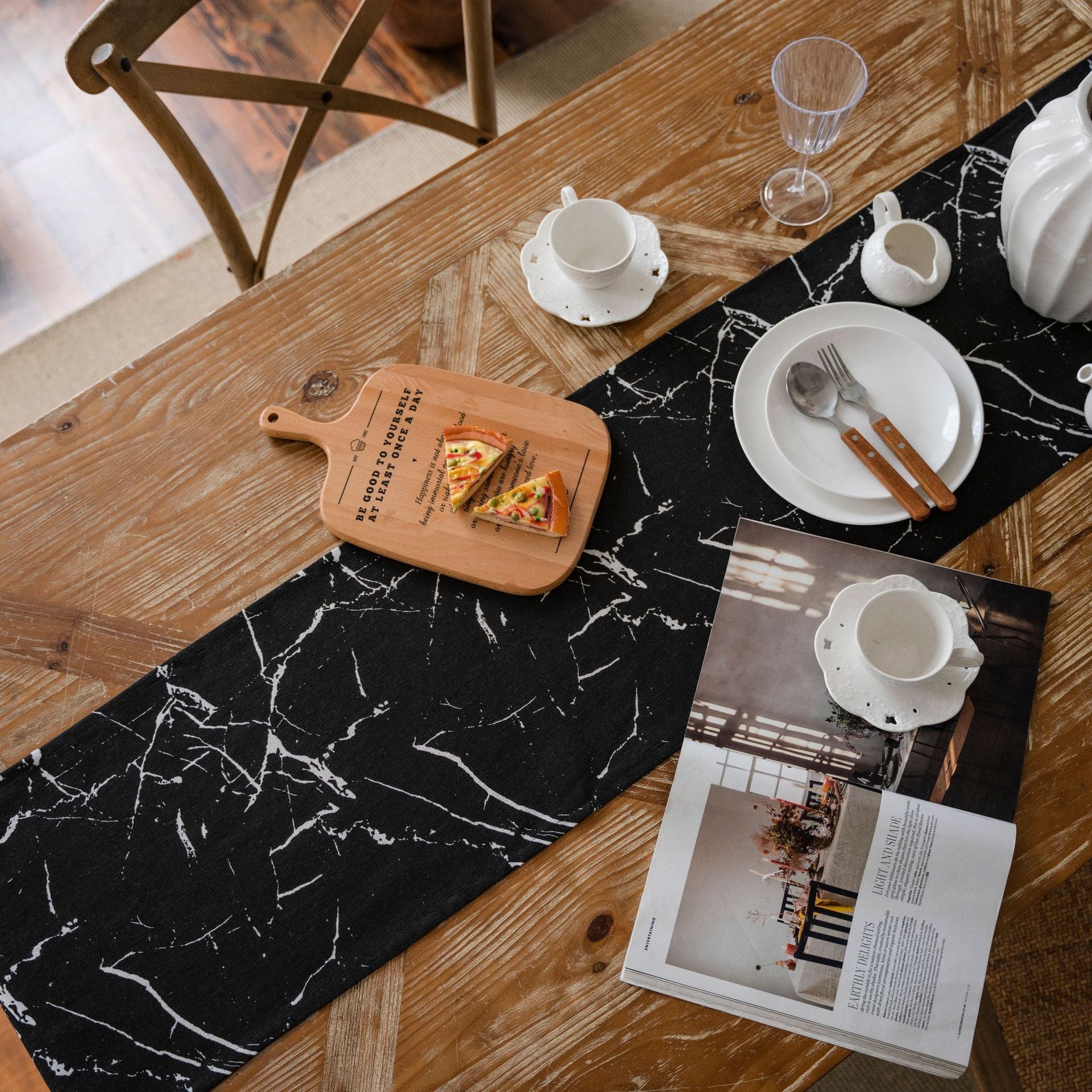 Marble Crackle Tassel Runner