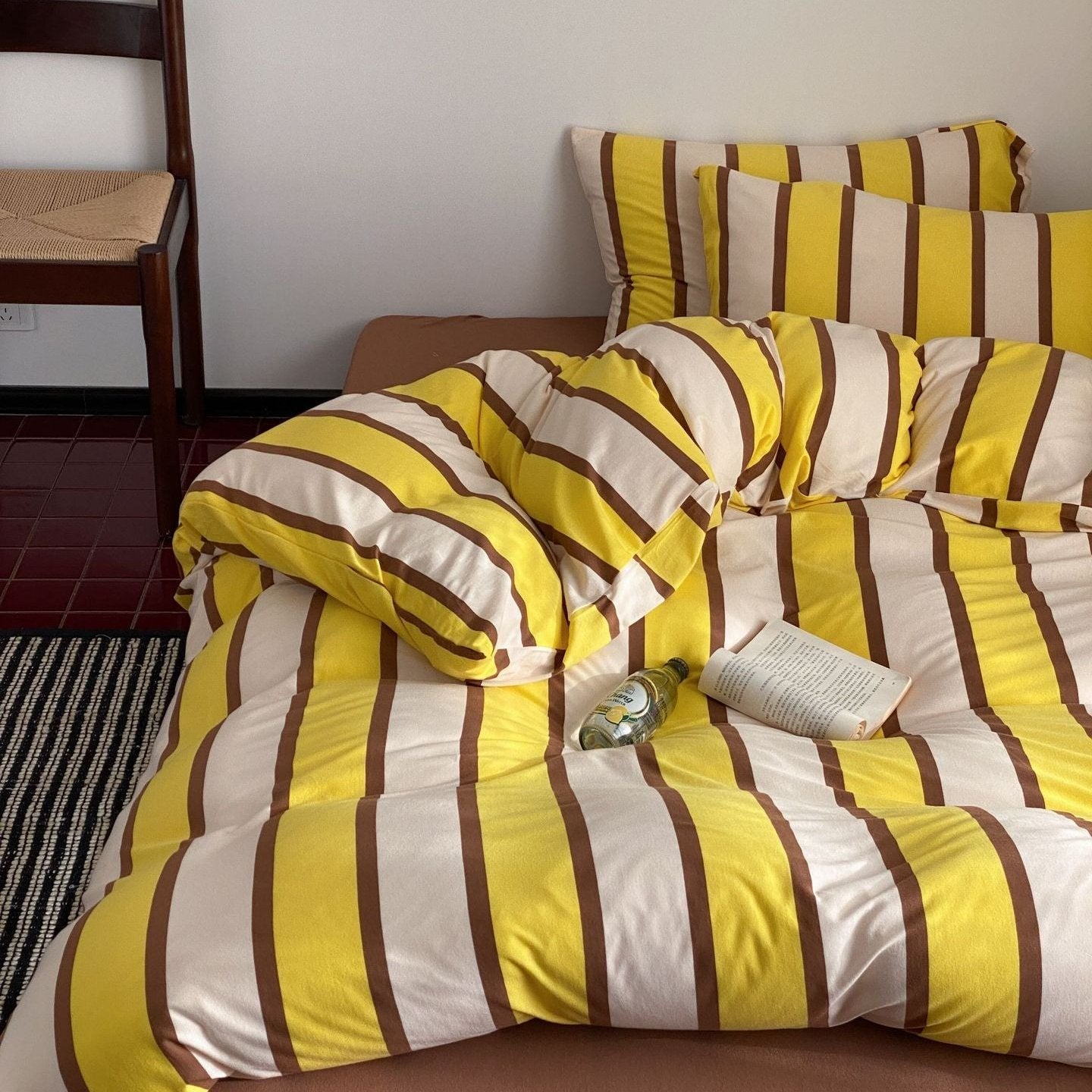 Lively Shades Cotton Bedding Set