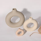 Opulent Interlocking Rings Vase
