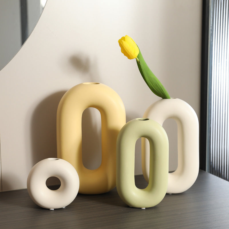 Doughnut Vase