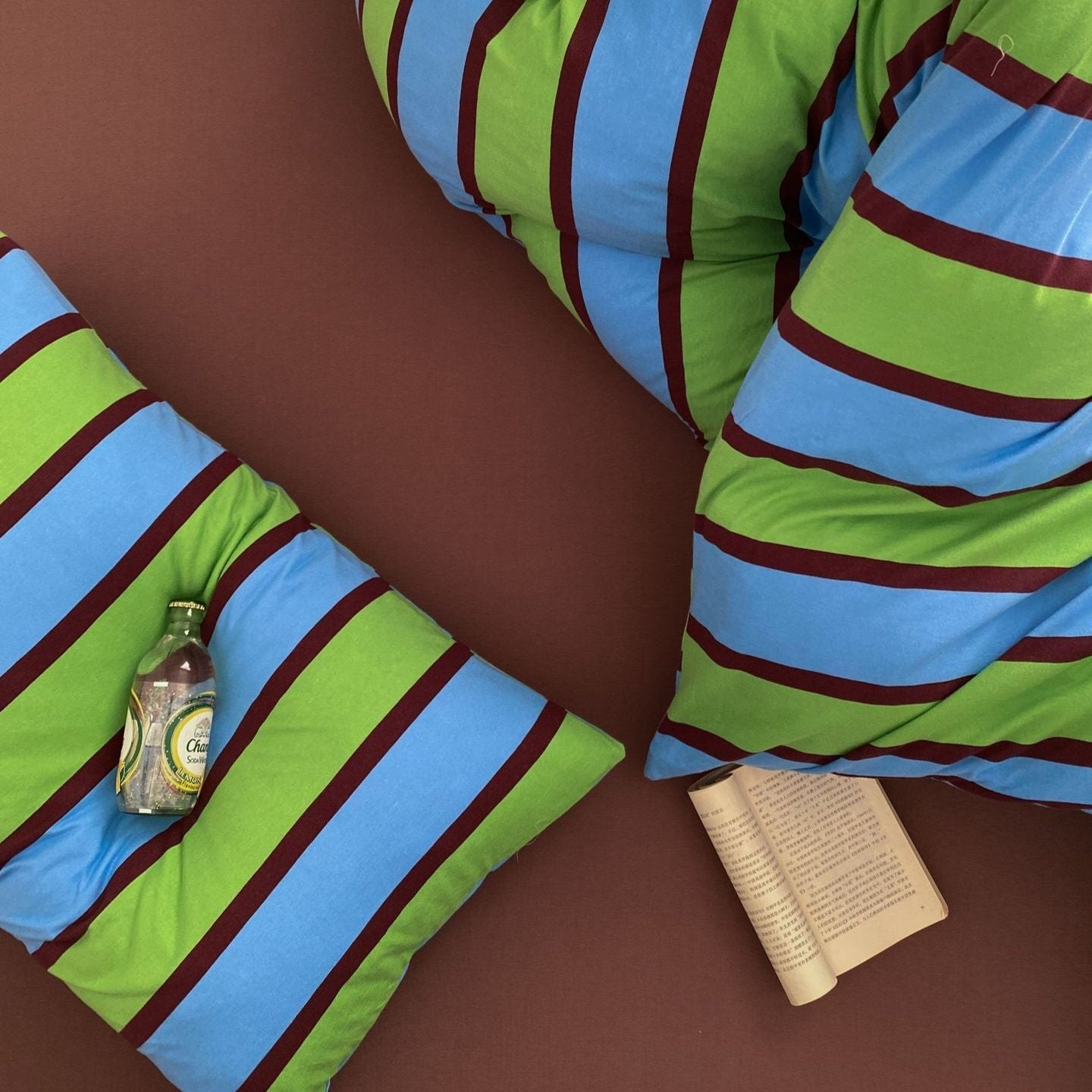 Lively Shades Cotton Bedding Set