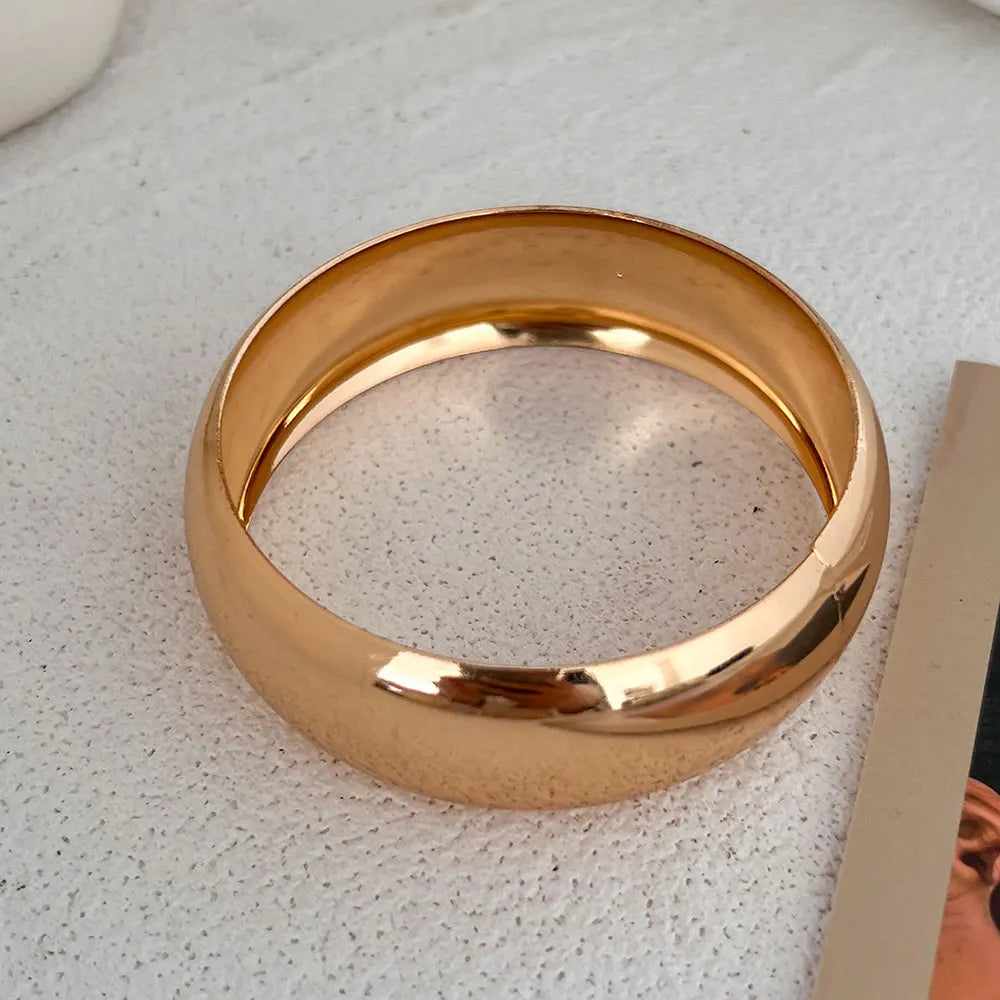Nooré Sculpted Curve Bangles