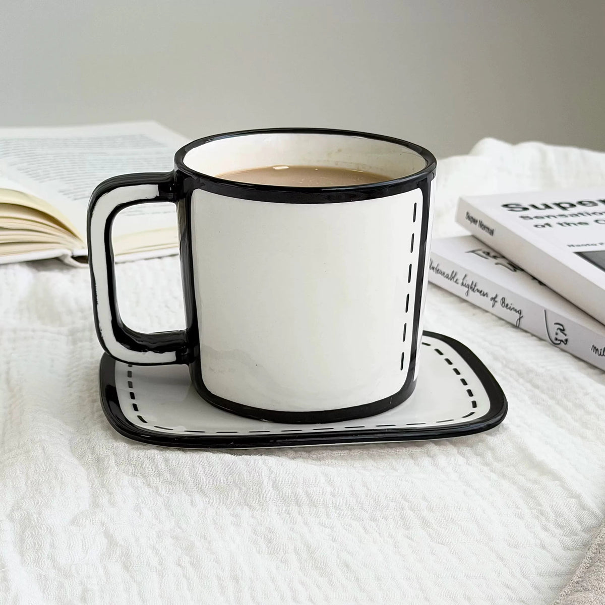Mono Ceramic Mug Set