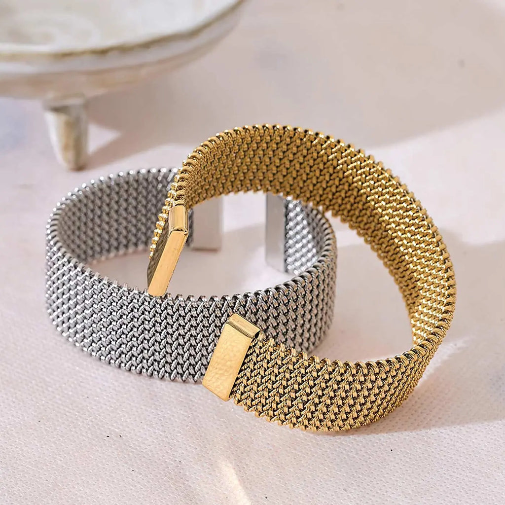Vellé Open Mesh Bracelet