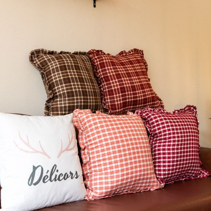 Retro Line Ruffle Cushion