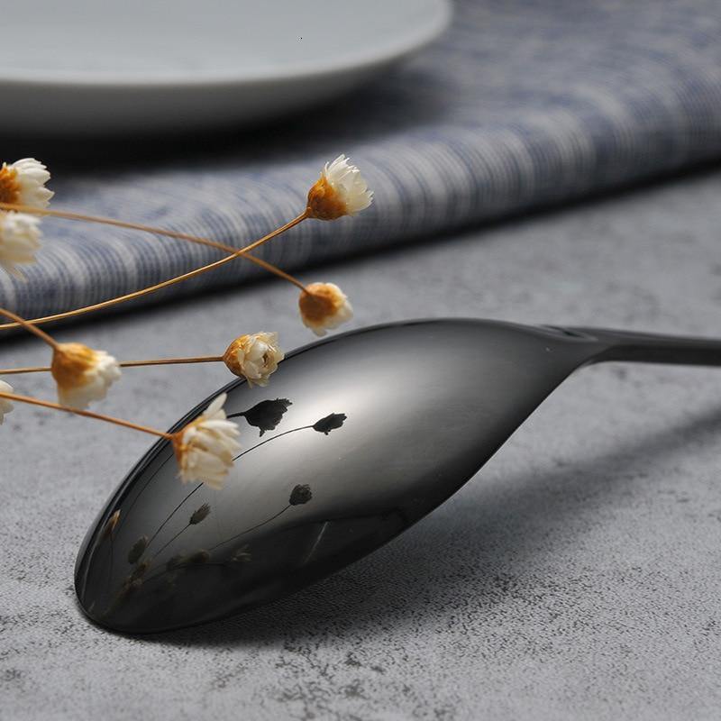 Black Cutlery Set