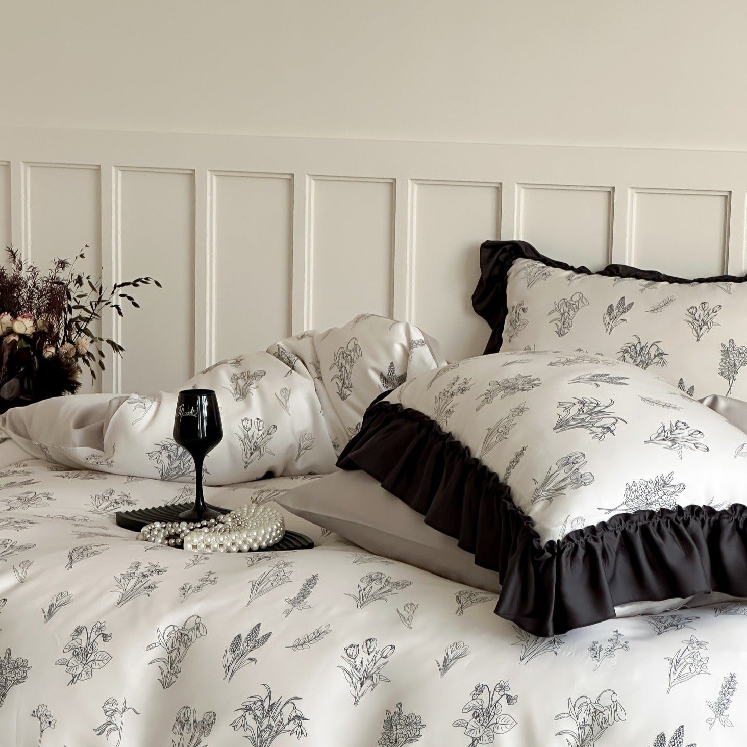Bouquet Drawing Bedding Set