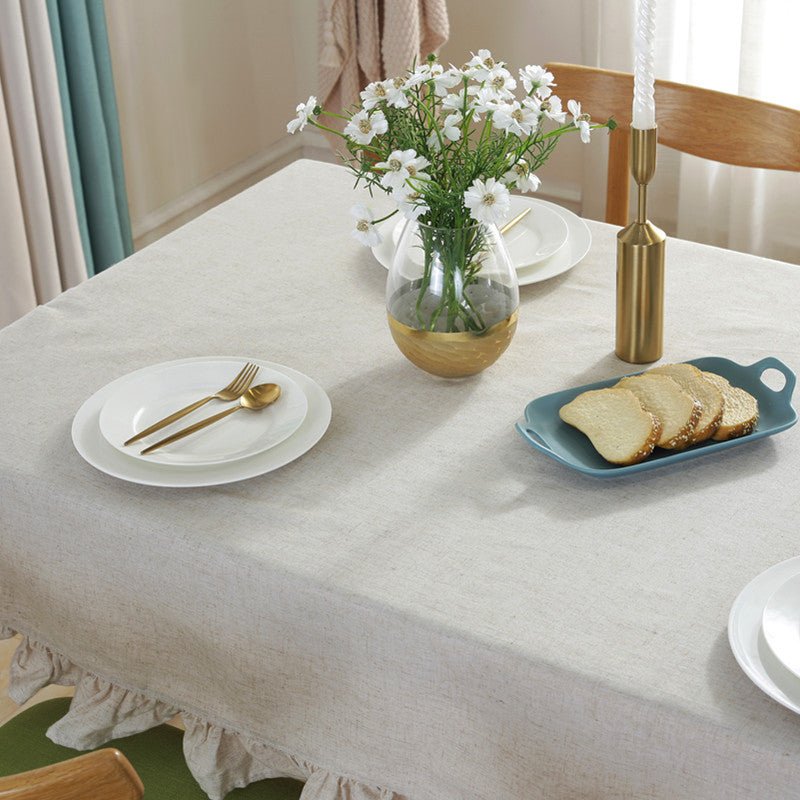 Bridgefield  Tablecloth