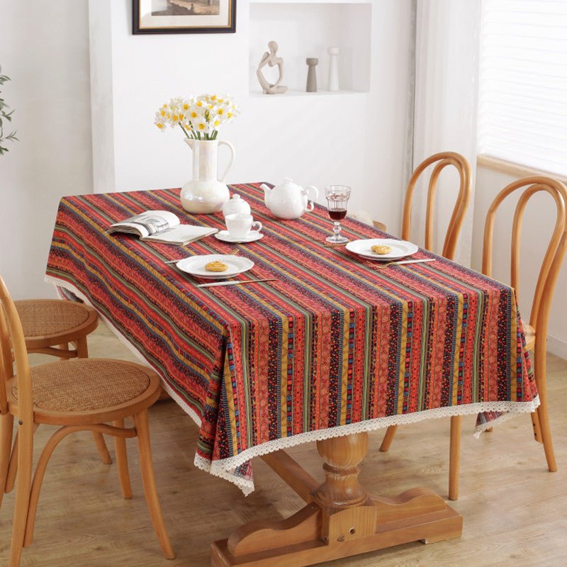 Broderie Tablecloth