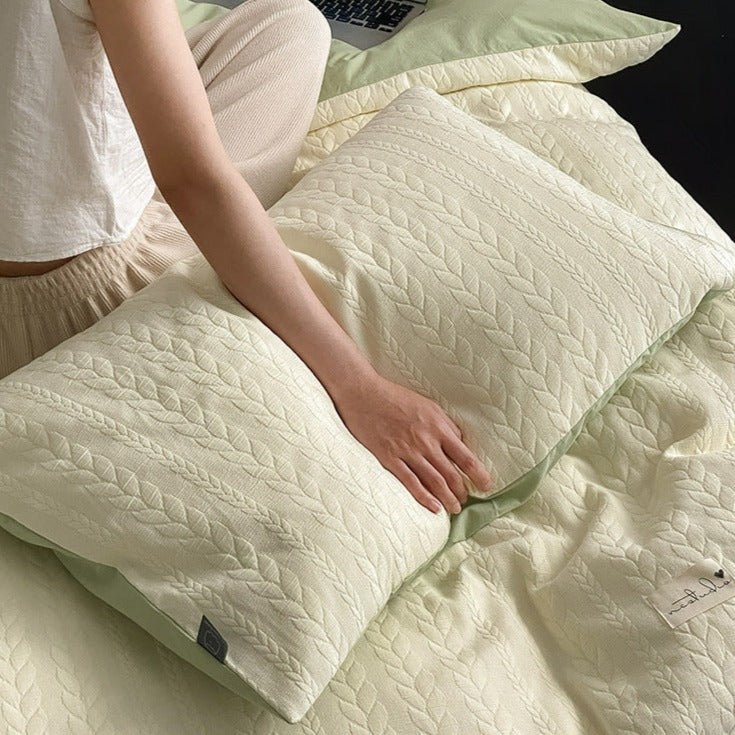 Cable Knit Bedding Set