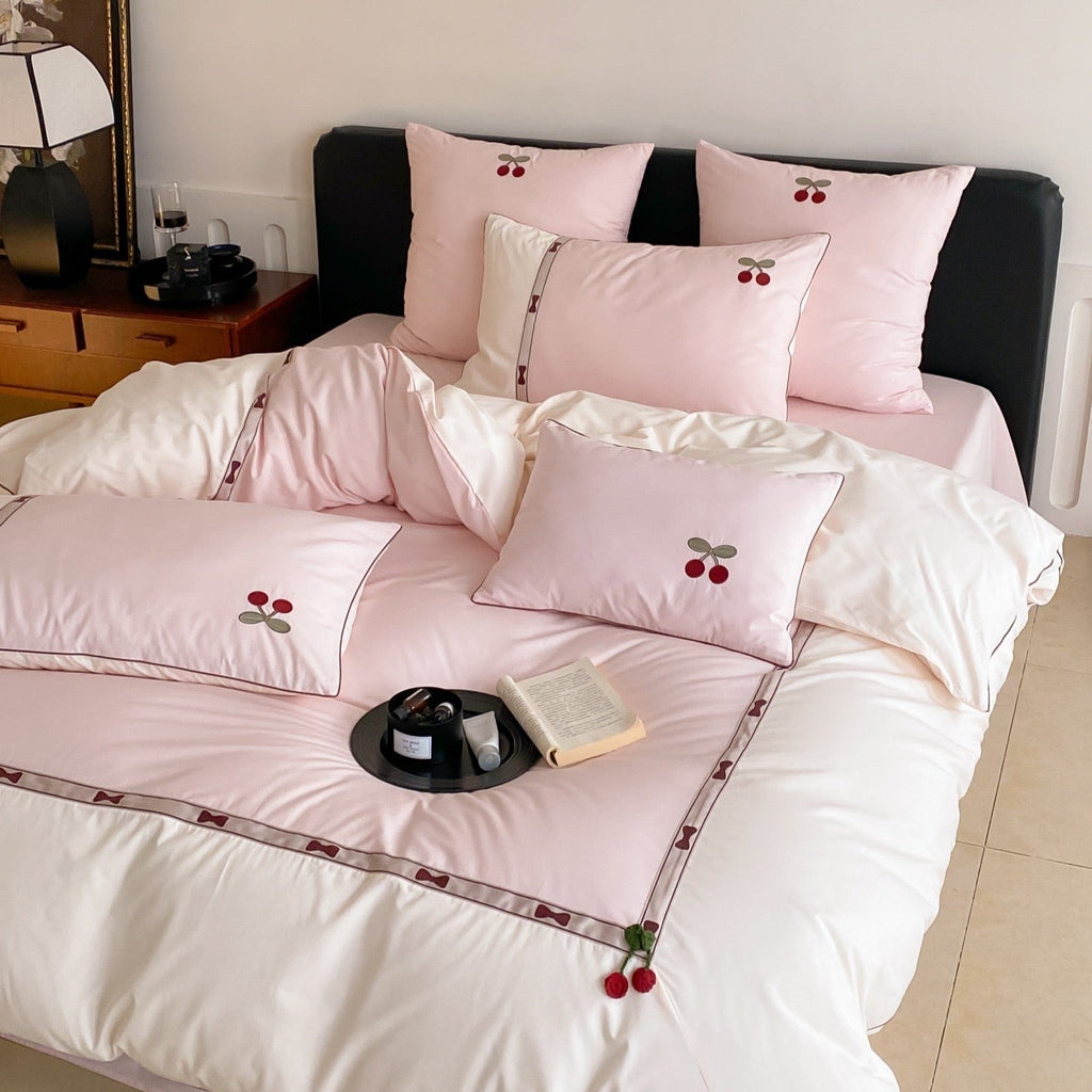 Cherry Drops Bedding Set