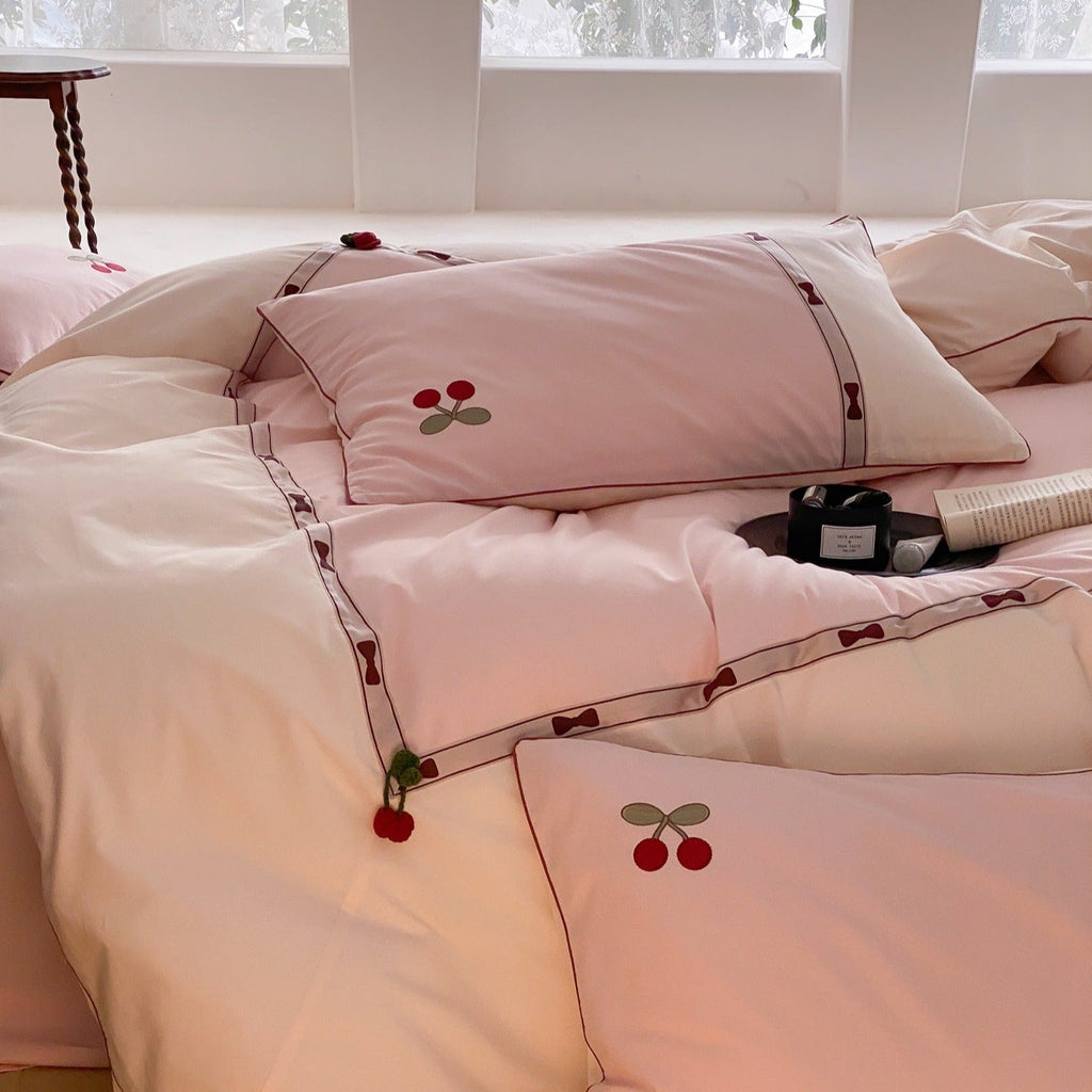 Cherry Drops Bedding Set