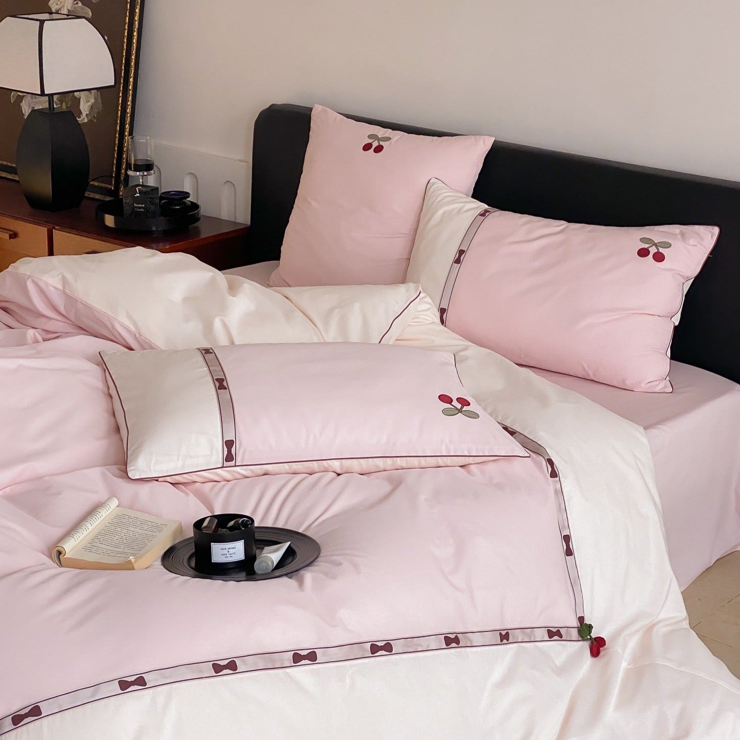 Cherry Drops Bedding Set