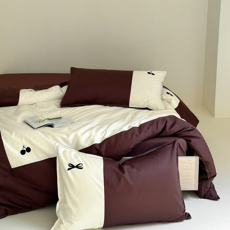 Cherry-Ribbon Print Bedding Set