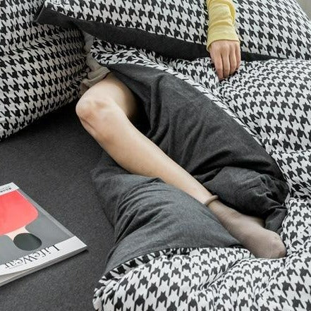 Classic Houndstooth Bedding Quilt Cover Set