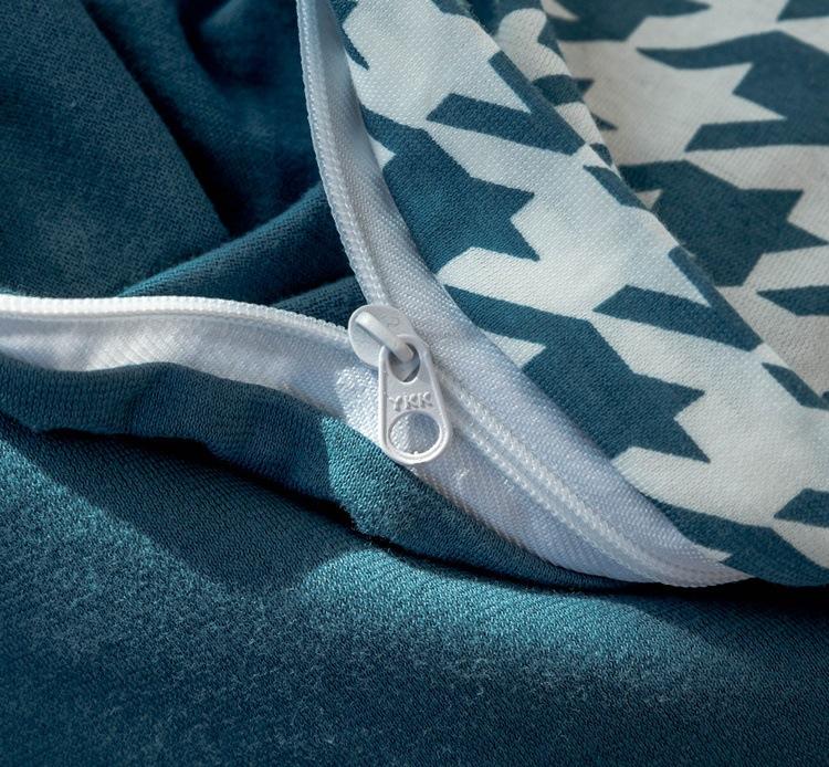 Classic Houndstooth Bedding Quilt Cover Set