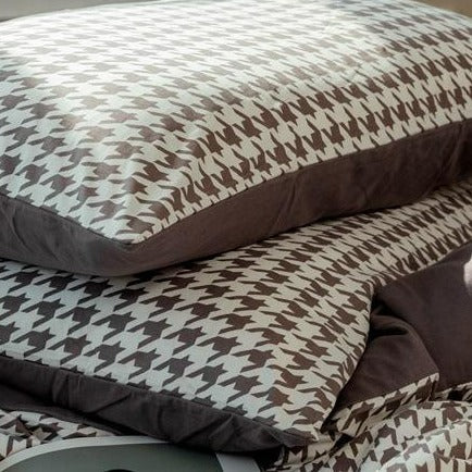 Classic Houndstooth Bedding Quilt Cover Set