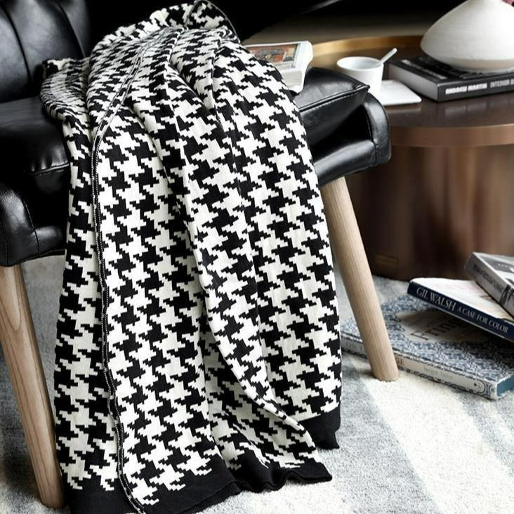 Classic Houndstooth Soft Blanket