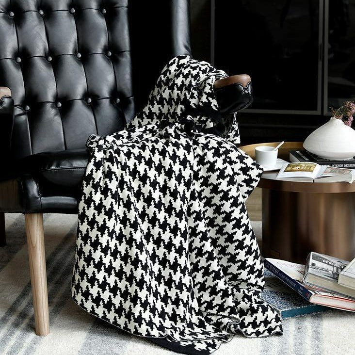 Classic Houndstooth Soft Blanket